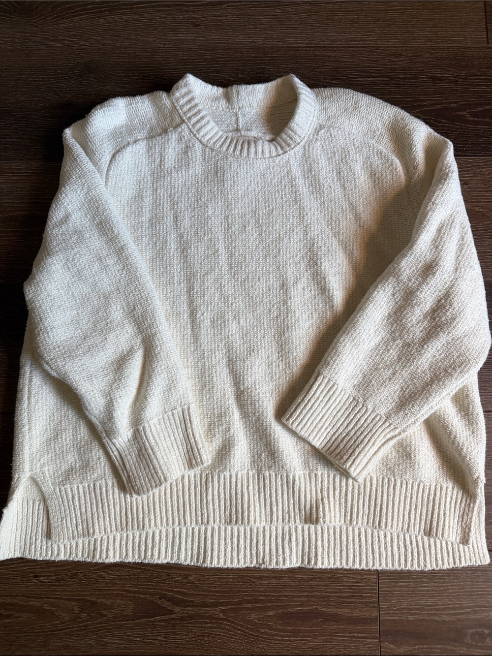 Abercrombie & Fitch Cream Crewneck Sweater